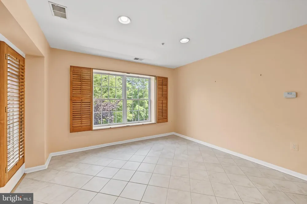 12030 TRALEE ROAD #305 Timonium, MD 21093
