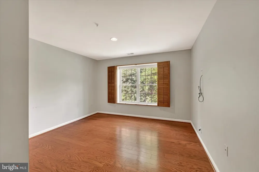 12030 TRALEE ROAD #305 Timonium, MD 21093