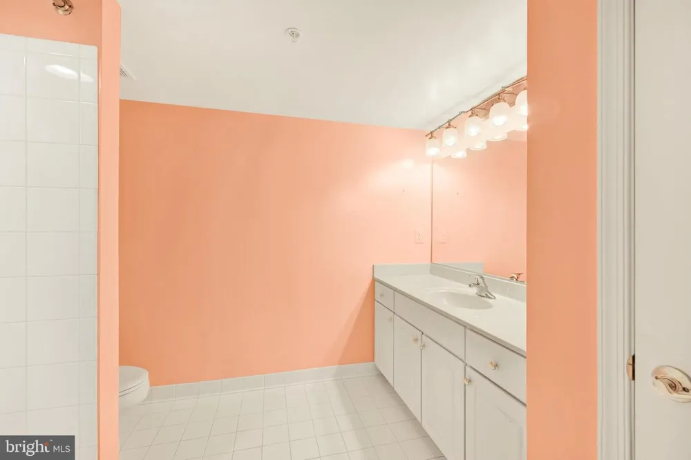 12030 TRALEE ROAD #305 Timonium, MD 21093
