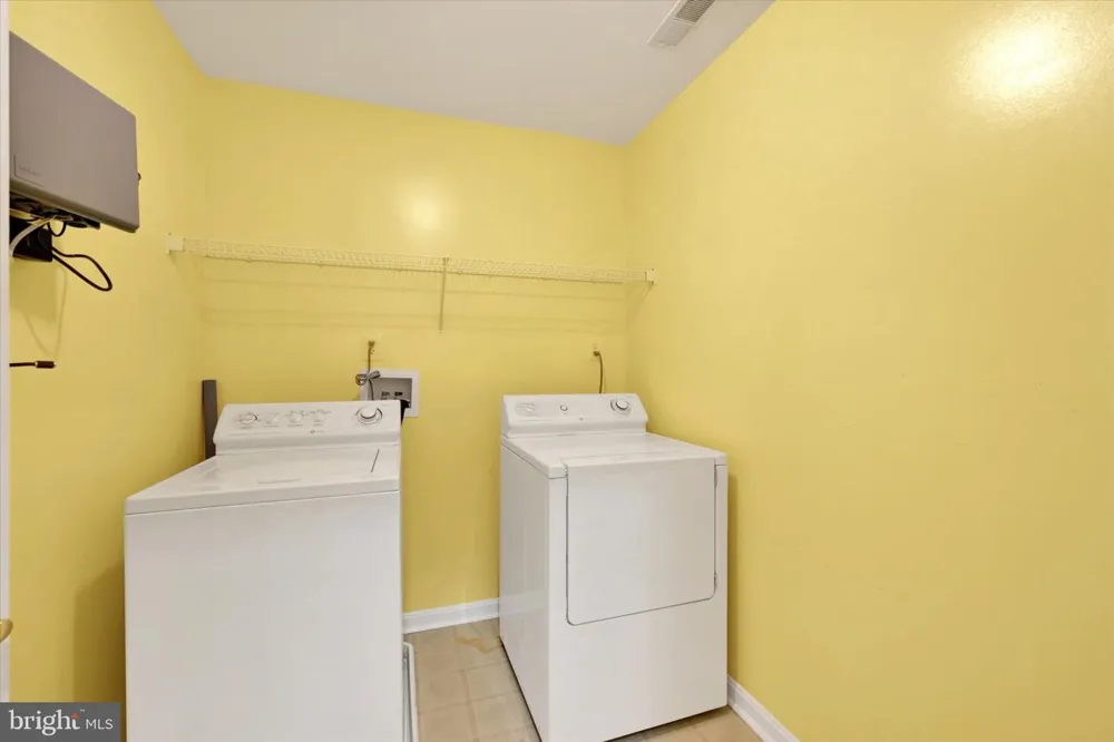 12030 TRALEE ROAD #305 Timonium, MD 21093