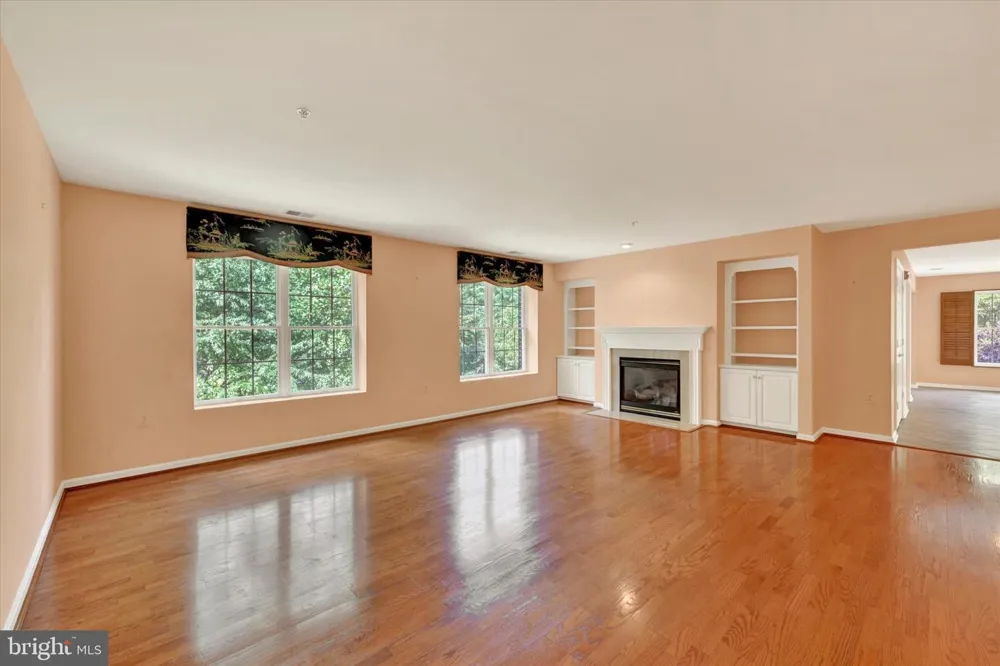 12030 TRALEE ROAD #305 Timonium, MD 21093