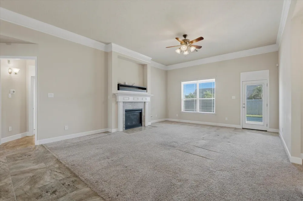 13930 Hawthorne Circle Mont Belvieu, TX 77523