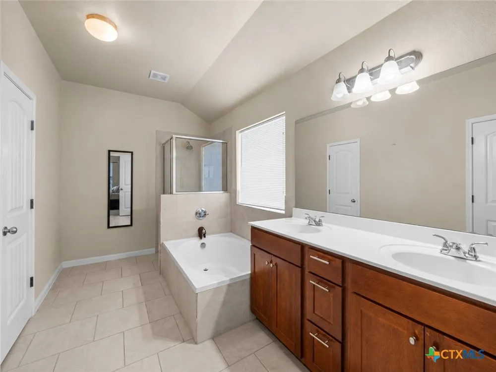 2606 Camp Cooper Drive Killeen, TX 76549