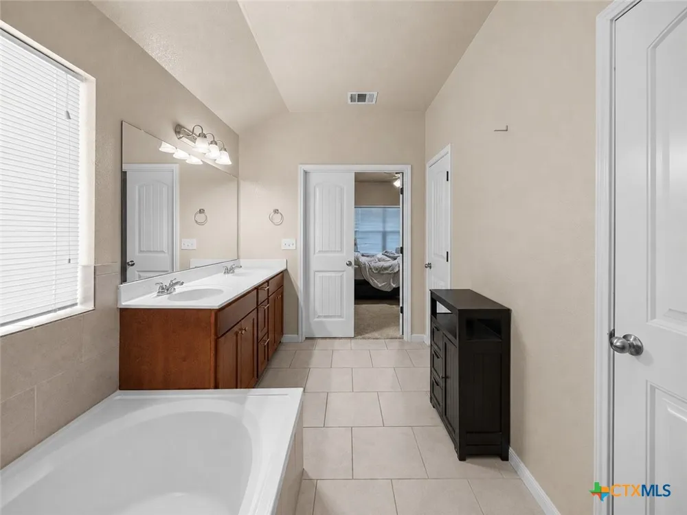 2606 Camp Cooper Drive Killeen, TX 76549
