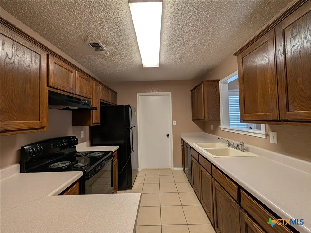 1644 W County Line Road New Braunfels, TX 78130