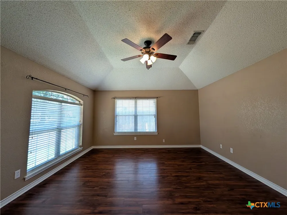 1644 W County Line Road New Braunfels, TX 78130