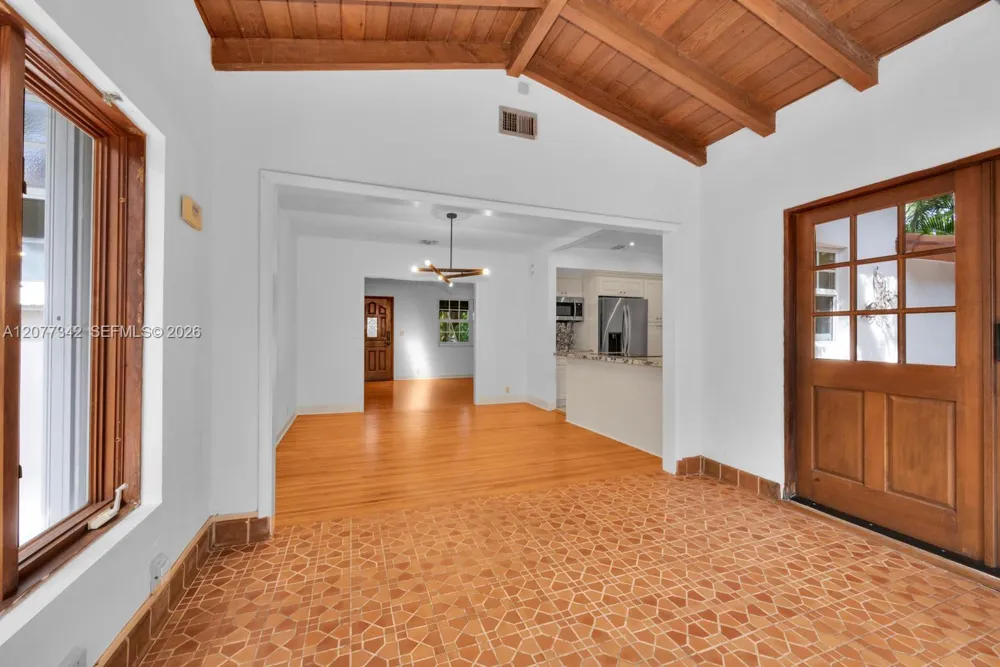 5111 Maggiore St Coral Gables, FL 33146