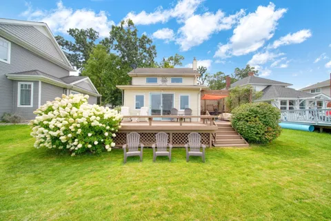 373 Oakwood Avenue