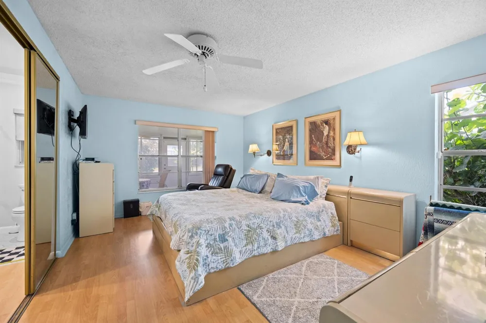 6127 RAINBOW CIRCLE 