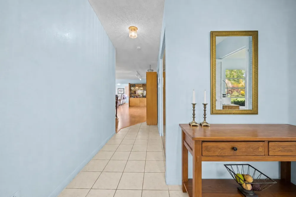 6127 RAINBOW CIRCLE 