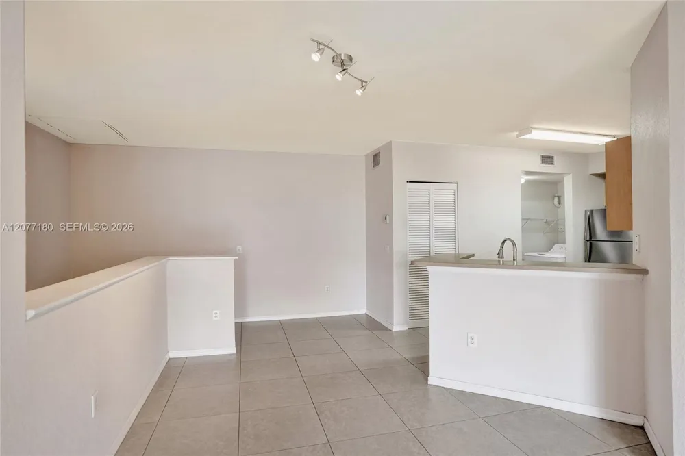 202 Belmont Ln #202 North Lauderdale, FL 33068