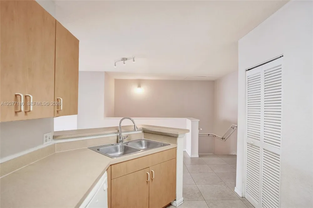 202 Belmont Ln #202 North Lauderdale, FL 33068