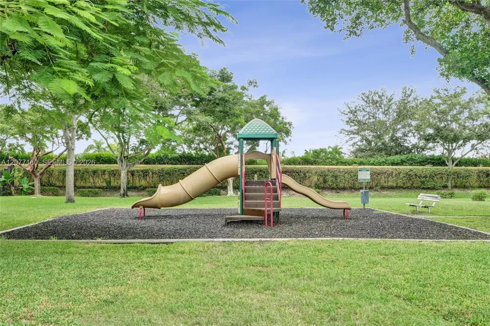 202 Belmont Ln #202 North Lauderdale, FL 33068
