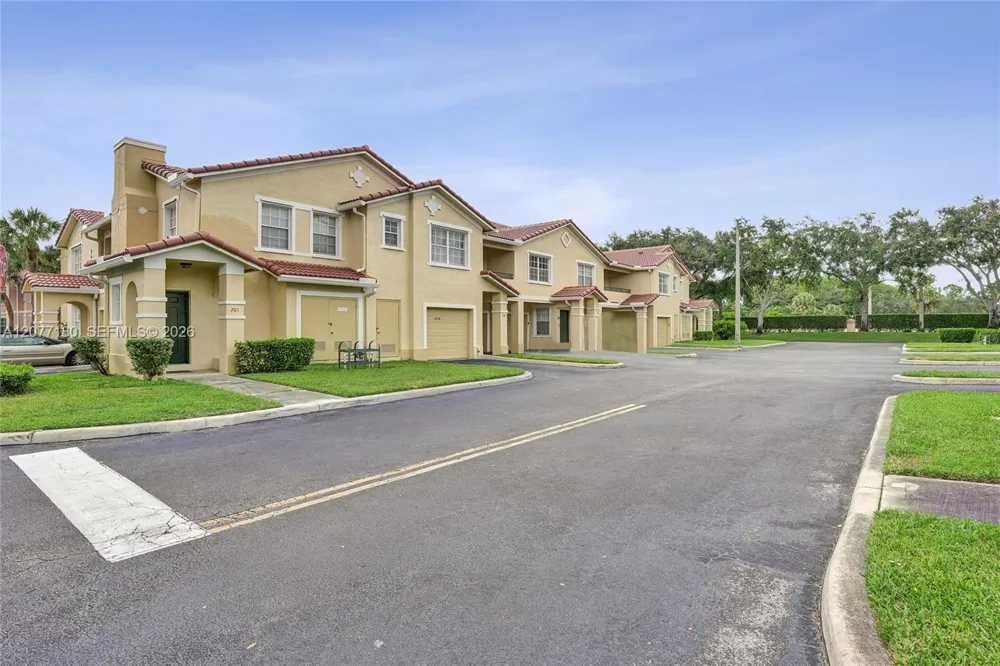 202 Belmont Ln #202 North Lauderdale, FL 33068