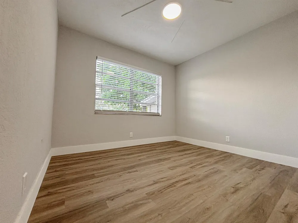 6720 SW 17TH STREET SW North Lauderdale, FL 33068