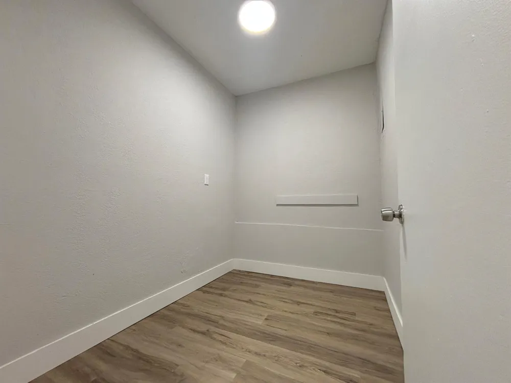 6720 SW 17TH STREET SW North Lauderdale, FL 33068