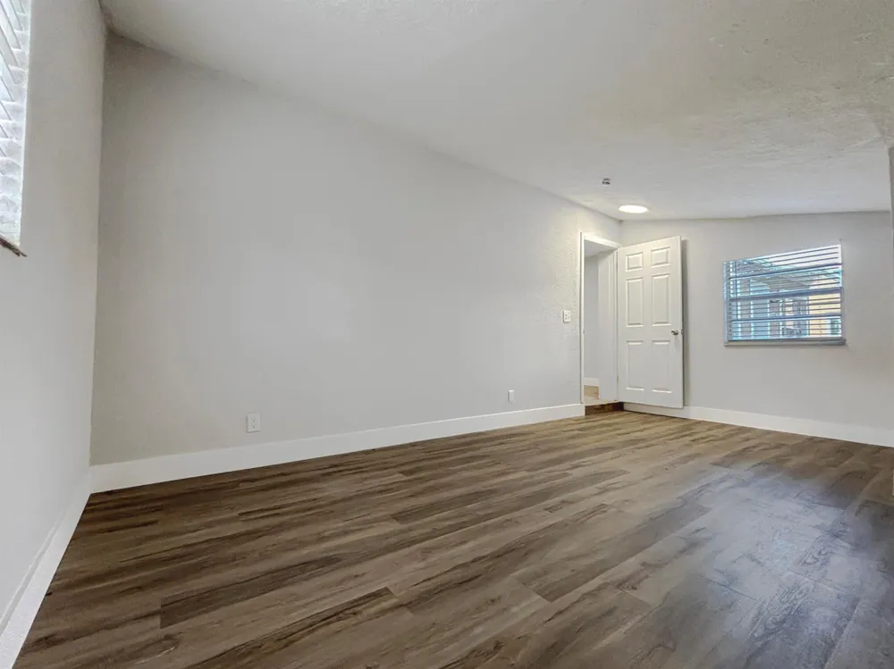 6720 SW 17TH STREET SW North Lauderdale, FL 33068