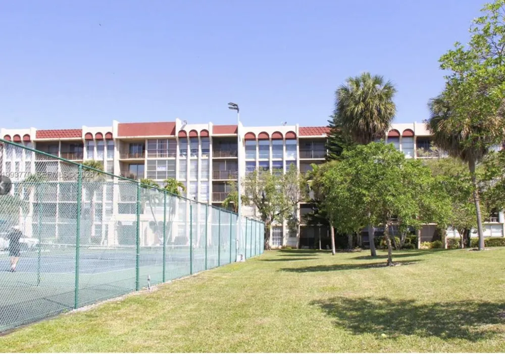 2001 ATLANTIC SHORES BOULEVARD #109 Hallandale Beach, FL 33009