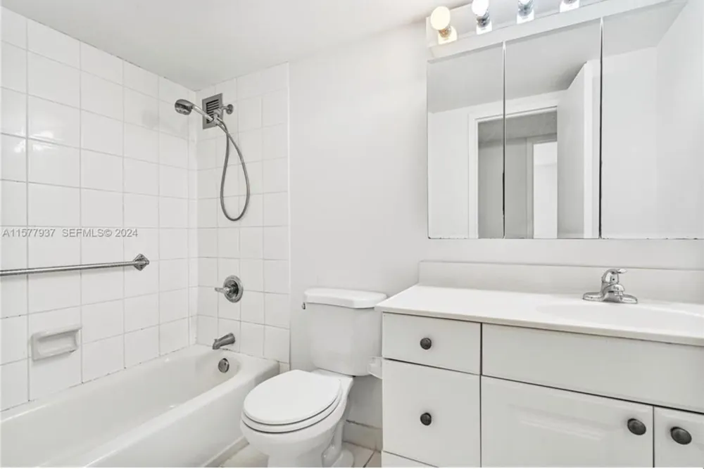 2001 ATLANTIC SHORES BOULEVARD #109 Hallandale Beach, FL 33009