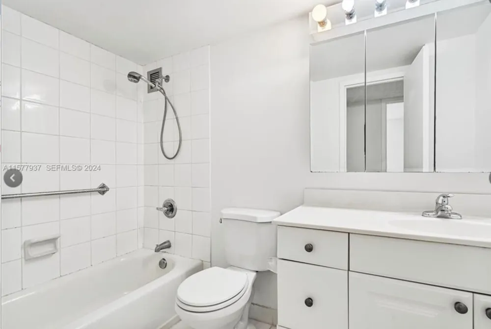 2001 ATLANTIC SHORES BOULEVARD #109 Hallandale Beach, FL 33009