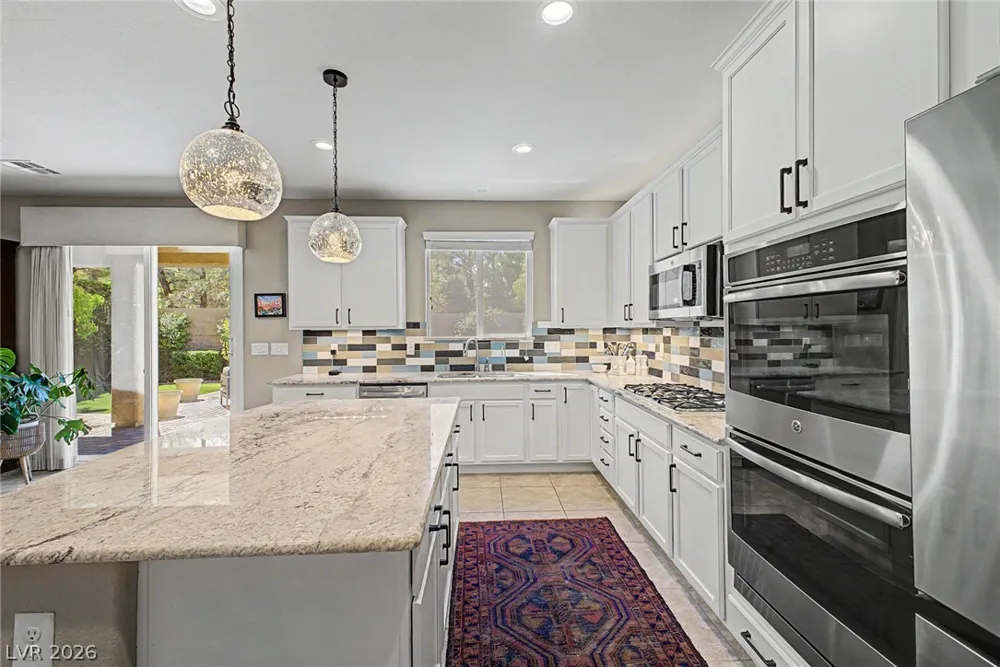 3939 Catlyn Woods Avenue Las Vegas, NV 89141