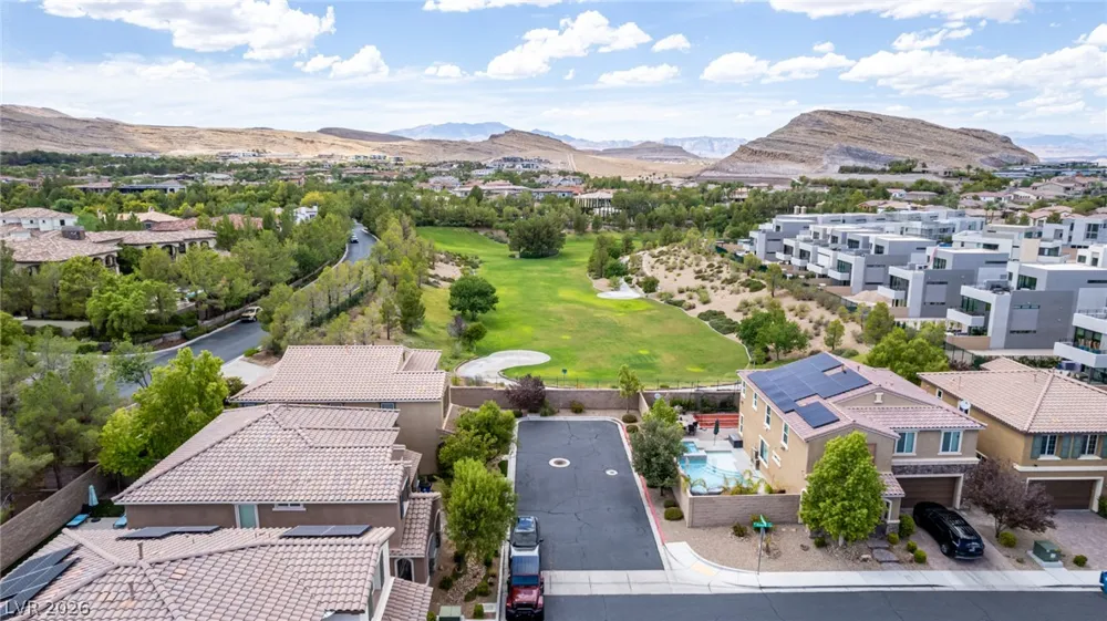 3939 Catlyn Woods Avenue Las Vegas, NV 89141