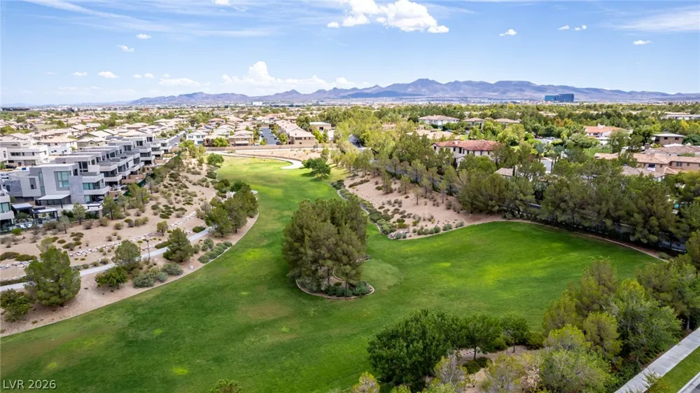 3939 Catlyn Woods Avenue Las Vegas, NV 89141