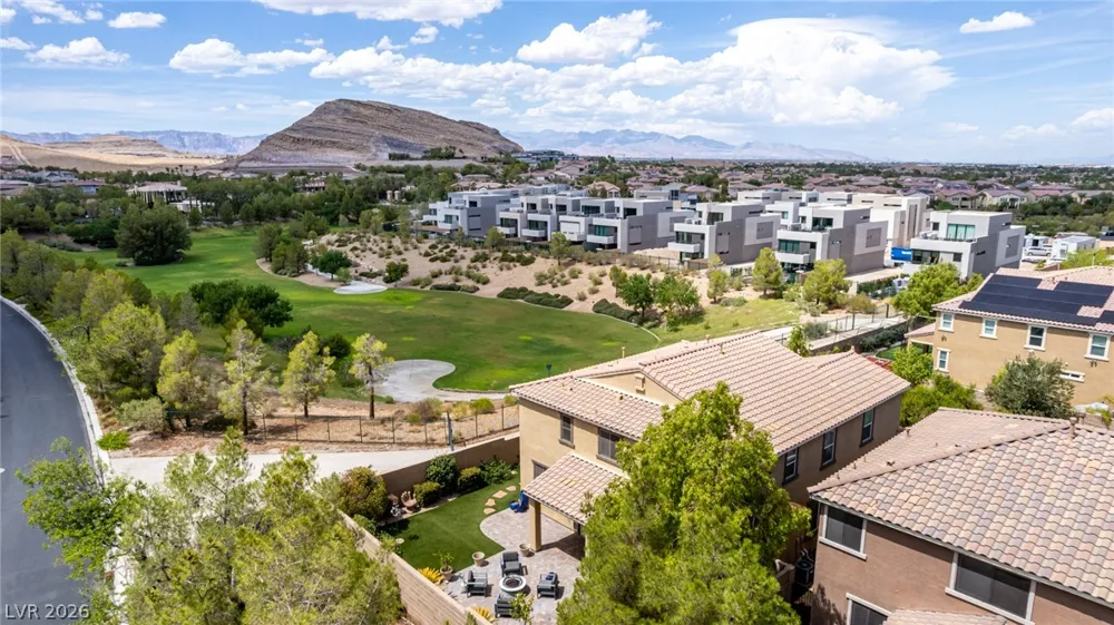 3939 Catlyn Woods Avenue Las Vegas, NV 89141