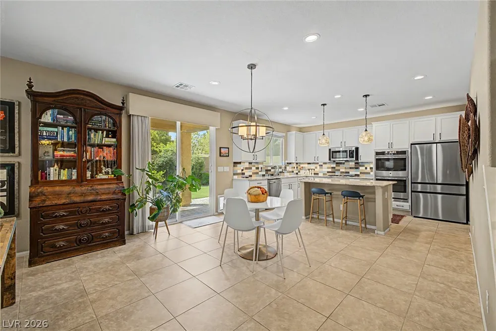 3939 Catlyn Woods Avenue Las Vegas, NV 89141