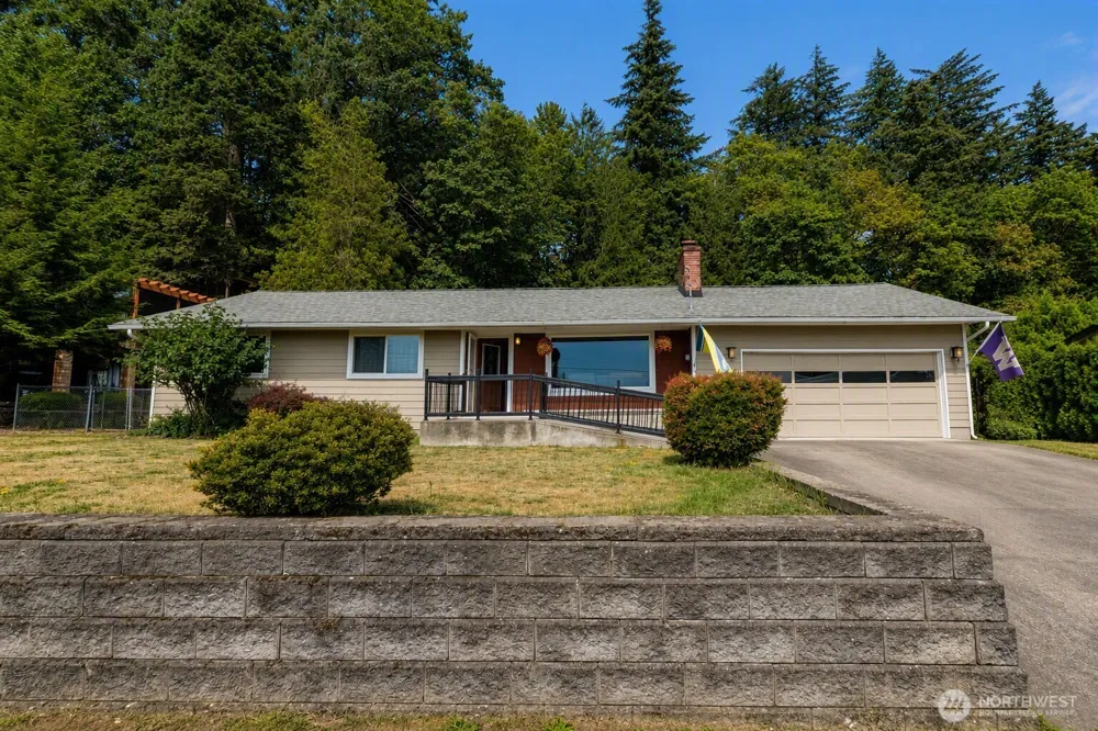 2302 Cedar Place Longview, WA 98632