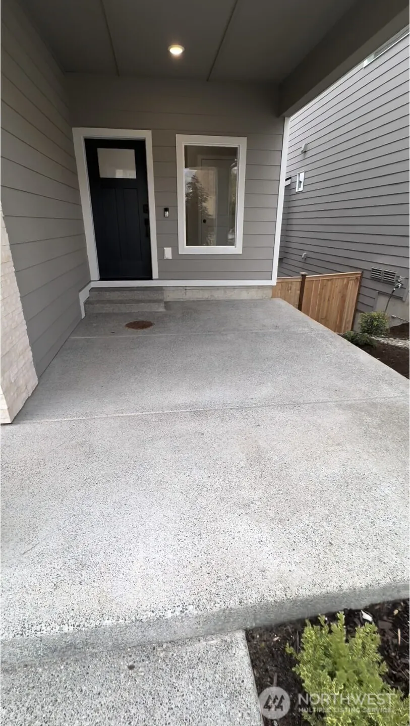 5162 86th Ave NE Marysville, WA 98270