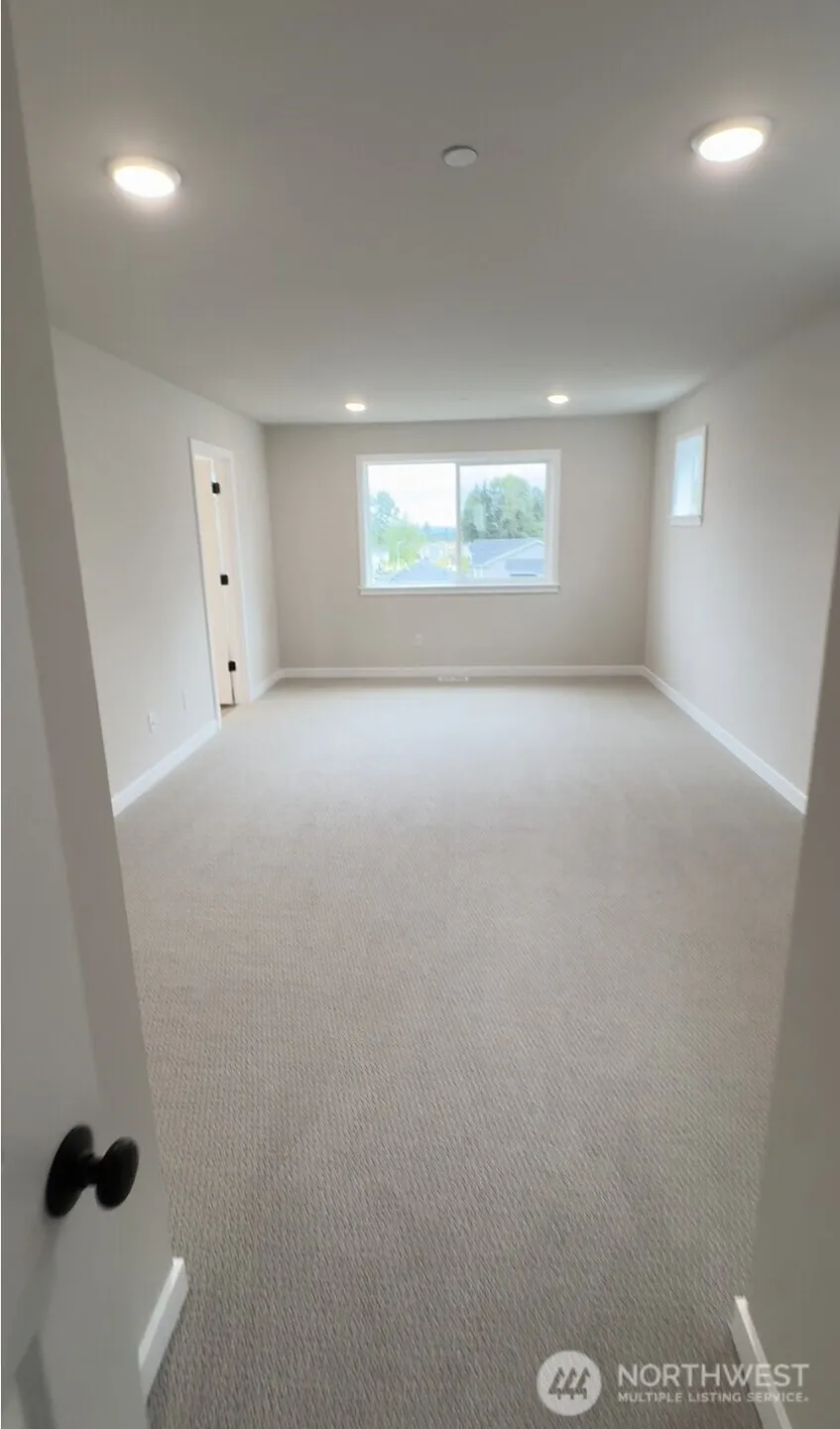 5162 86th Ave NE Marysville, WA 98270
