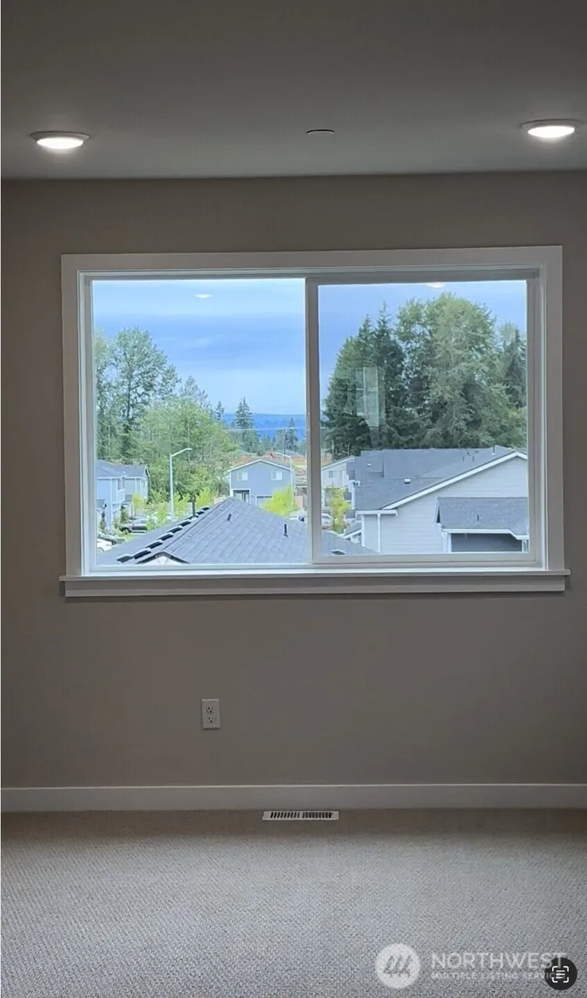 5162 86th Ave NE Marysville, WA 98270