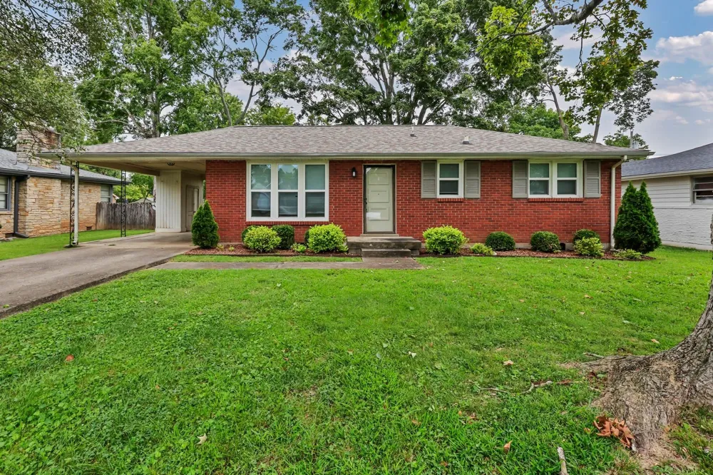 143 N Meadow Dr Clarksville, TN 37043
