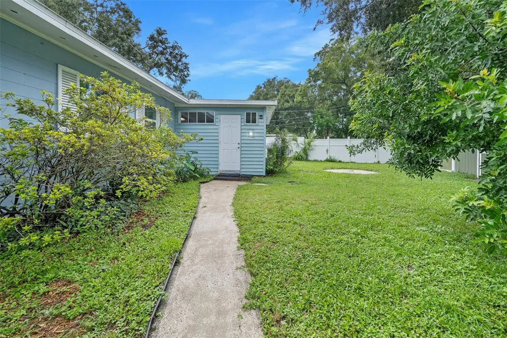 700 KATHERINE STREET South Daytona, FL 32119