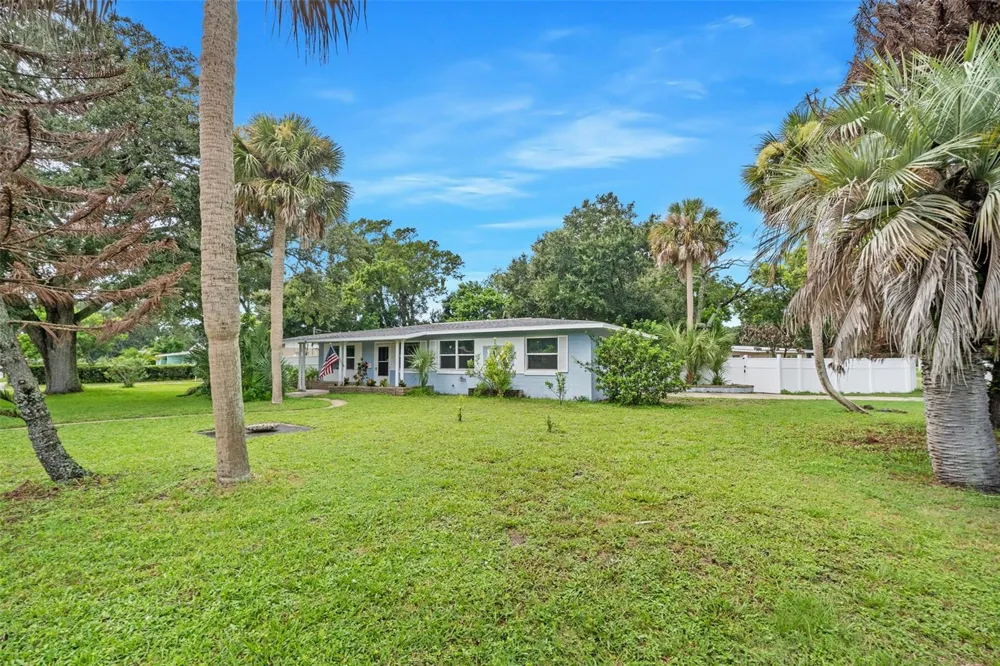 700 KATHERINE STREET South Daytona, FL 32119