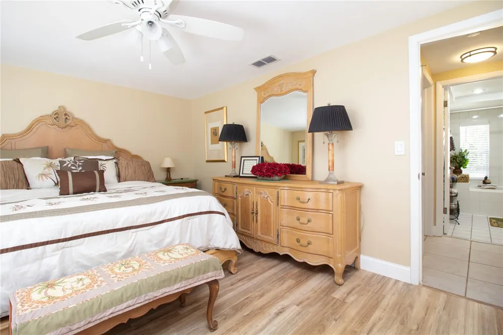 4333 NEWBURY DRIVE New Port Richey, FL 34652