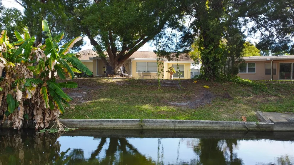 4333 NEWBURY DRIVE New Port Richey, FL 34652