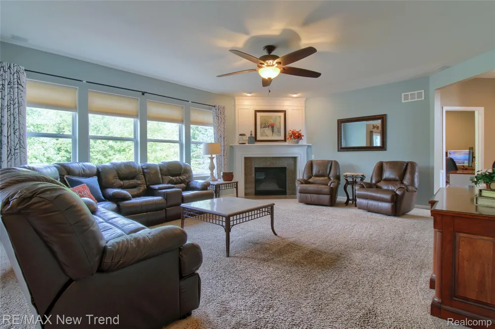 59318 Peters Barn Drive Lyon Charter Township, MI 48178