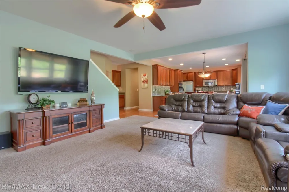 59318 Peters Barn Drive Lyon Charter Township, MI 48178