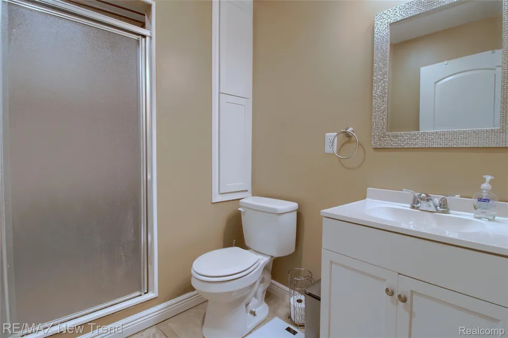 59318 Peters Barn Drive Lyon Charter Township, MI 48178