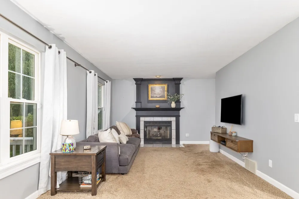 1106 Brookway Court Norton Shores City, MI 49441