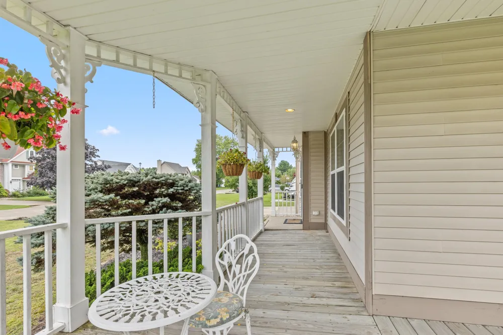 1106 Brookway Court Norton Shores City, MI 49441
