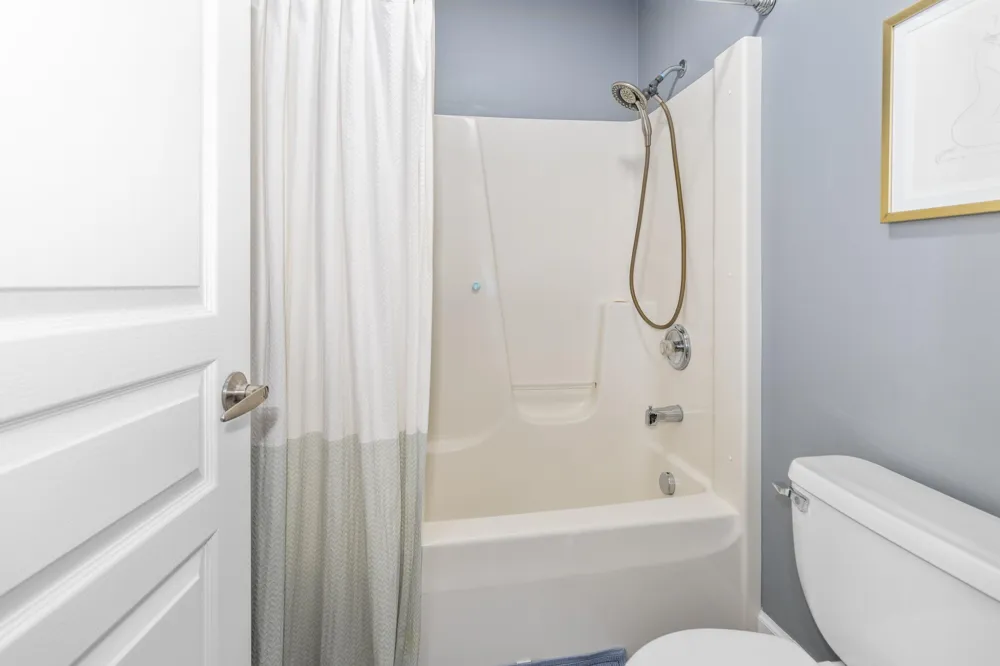 1106 Brookway Court Norton Shores City, MI 49441