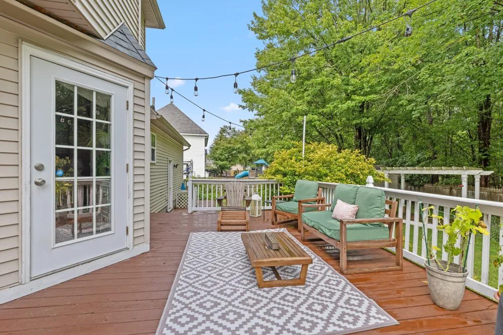 1106 Brookway Court Norton Shores City, MI 49441