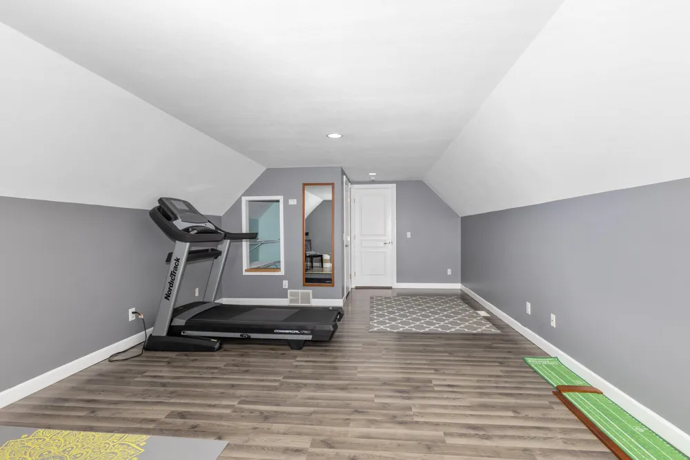 1106 Brookway Court Norton Shores City, MI 49441