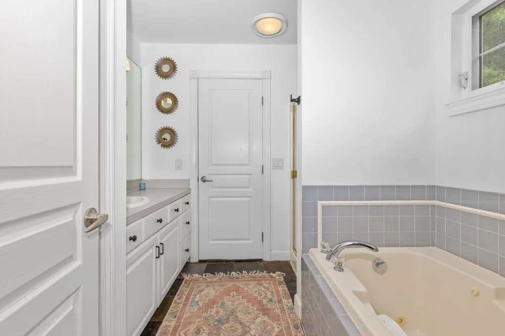 1106 Brookway Court Norton Shores City, MI 49441