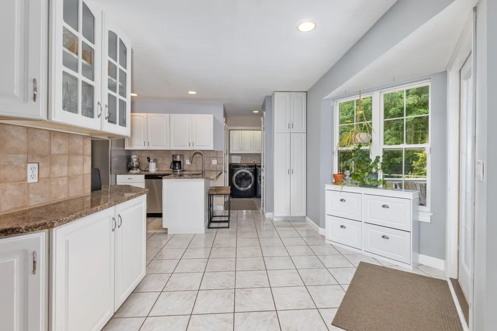 1106 Brookway Court Norton Shores City, MI 49441