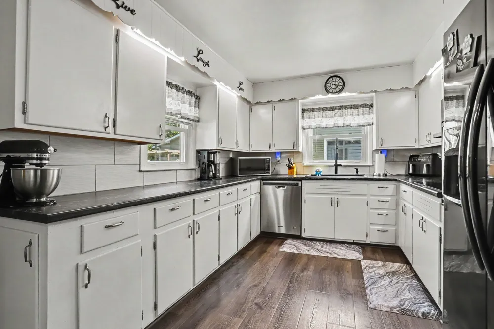 513 Douglas Avenue Three Rivers City, MI 49093