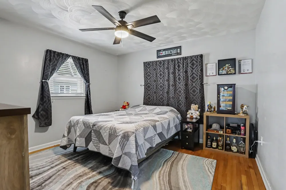513 Douglas Avenue Three Rivers City, MI 49093